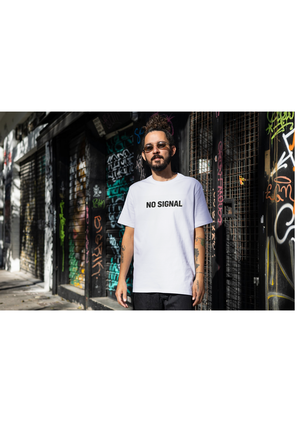 No Signal -minimalistyczna koszulka streetwear